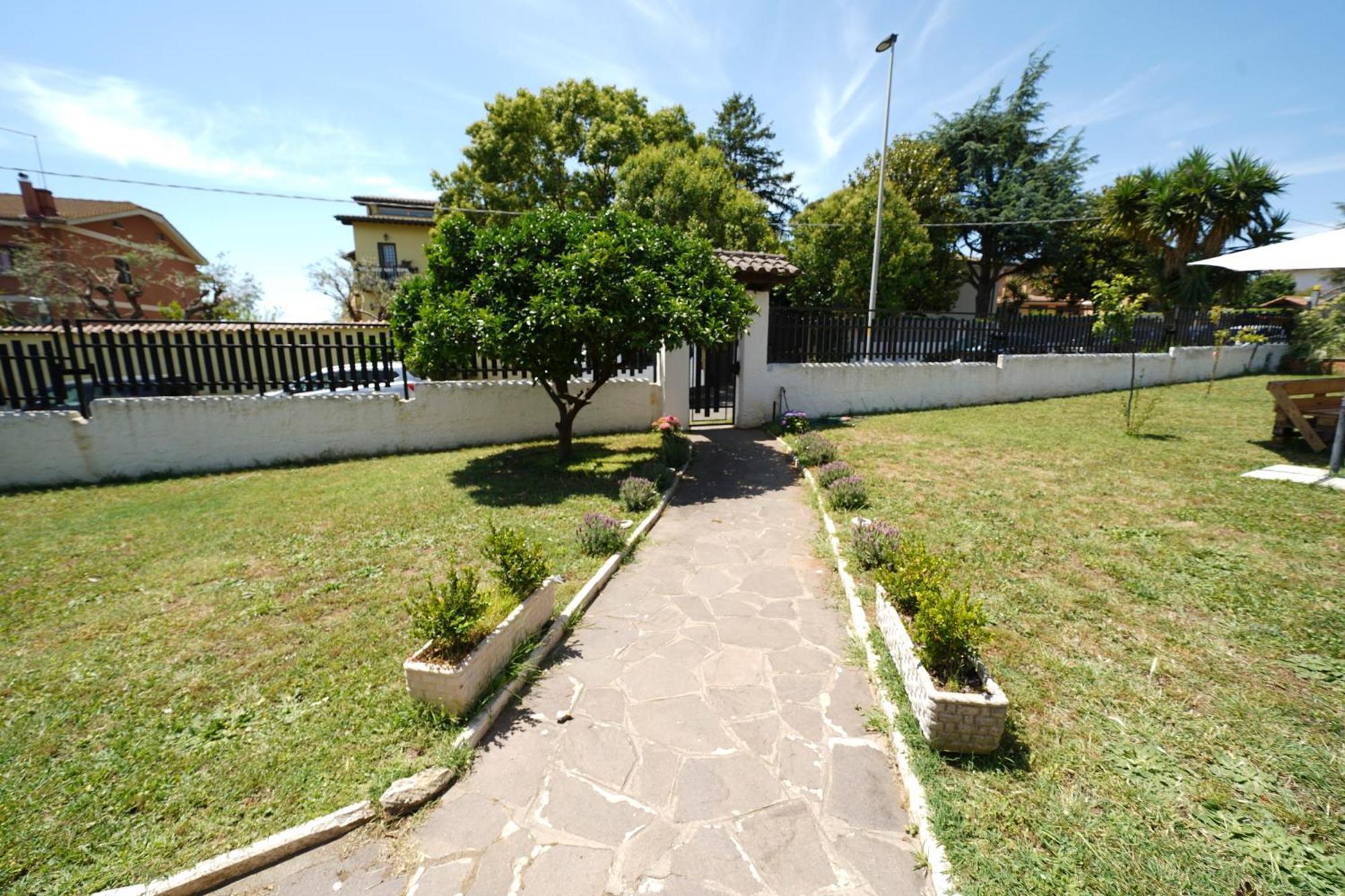 Hotel Da Piero E Gina Palidoro Exterior foto